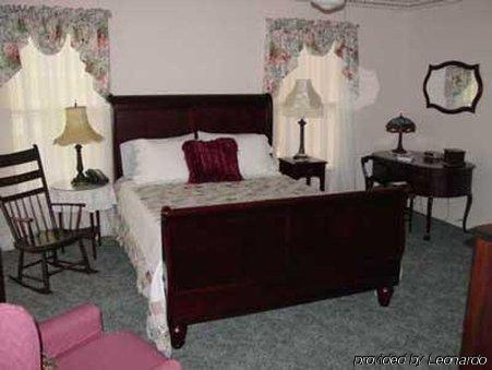 Red Bluff Cottage Bed & Breakfast Montgomery Pokój zdjęcie